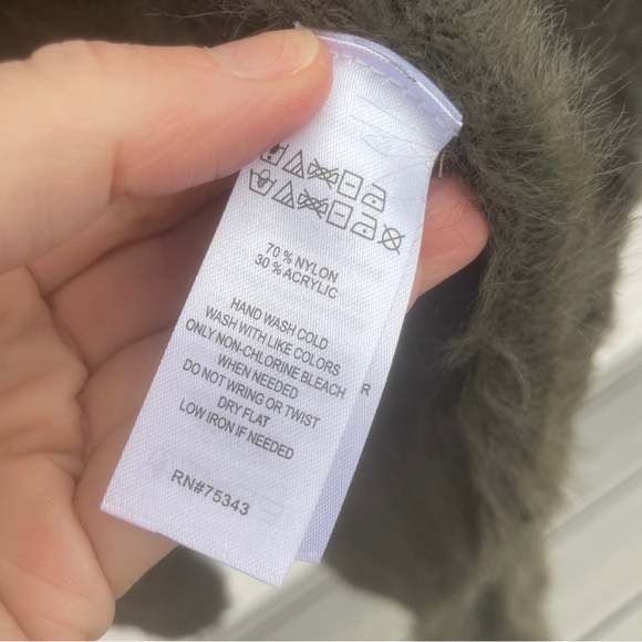 Kaisley Fuzzy Super Soft Long Cardigan Duster NWT NEW Sweater Size XS - Picture 7 of 7